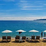 Mazet Climatise Vue I Piscine I Parking I Wifi I Linge Et Menage Inclus *