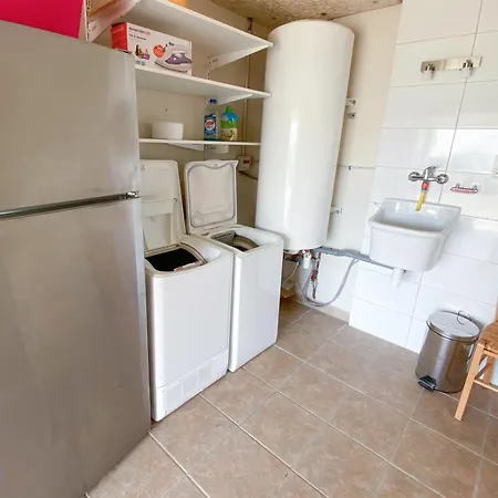 Mazet Climatise Vue I Piscine I Parking I Wifi I Linge Et Menage Inclus 펜션 생트막시메