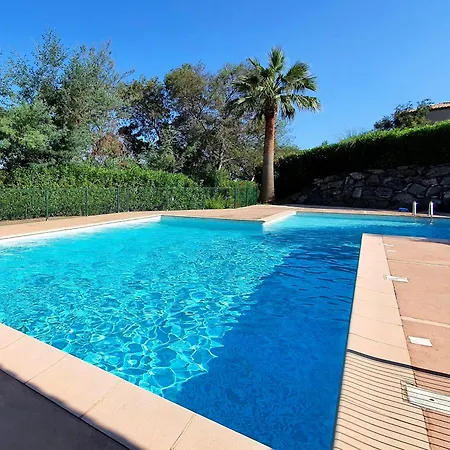 Mazet Climatise Vue I Piscine I Parking I Wifi I Linge Et Menage Inclus 생트막시메